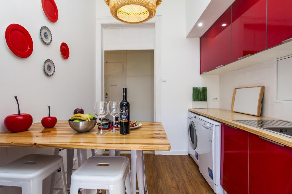 Lisbon Guests Apartments Esterno foto
